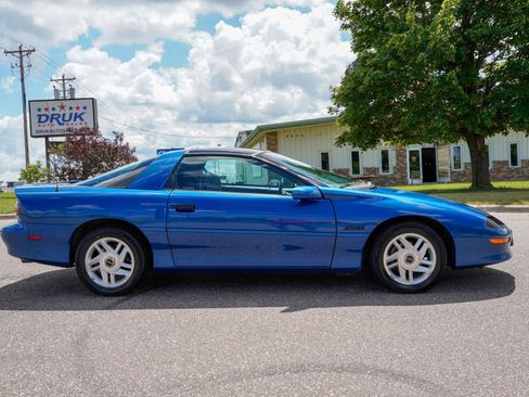 Used 1996 Chevrolet Camaro Z28 RWD image 2