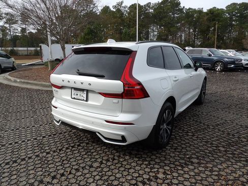 Certified 2024 Volvo XC60 T8 Core w/ Protection Package image 7