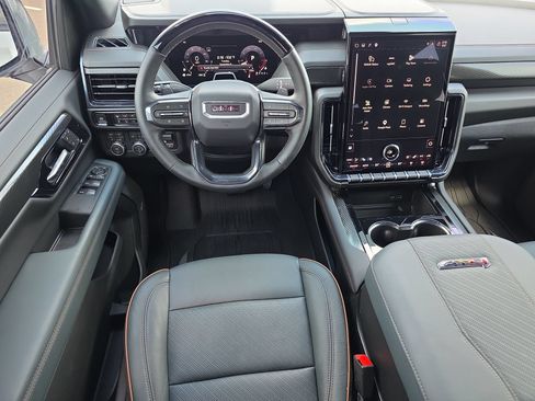 Used 2026 GMC Yukon AT4 w/ AT4 Premium Plus Package AWD/4WD image 14
