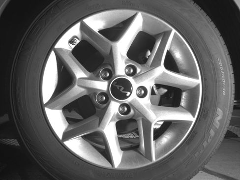 Used 2025 Kia Soul LX w/ LX Technology Package FWD image 14