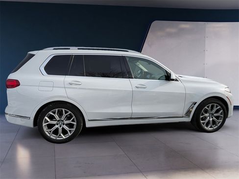 Used 2022 BMW X7 xDrive40i w/ Premium Package image 6