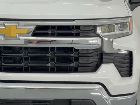 Used 2023 Chevrolet Silverado 1500 LT RWD image 12