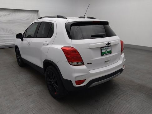 Used 2020 Chevrolet Trax LT w/ Redline Edition FWD image 5