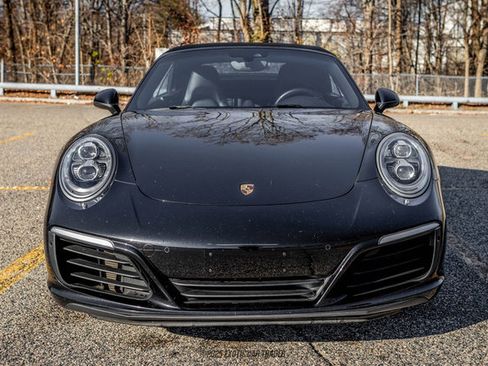 Used 2017 Porsche 911 Carrera image 17