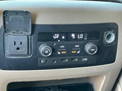 Used 2019 Chevrolet Tahoe LT AWD/4WD image 11