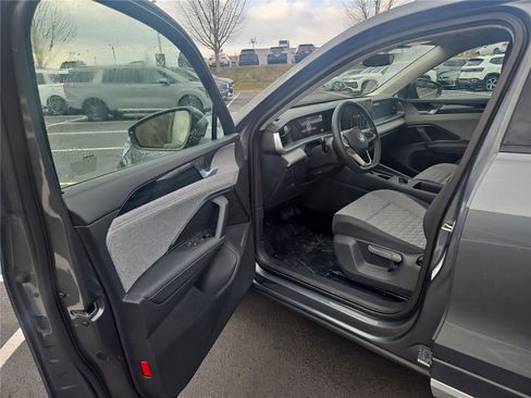 New 2026 Volkswagen Tiguan S image 11