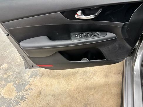 Used 2023 Kia Forte GT-Line FWD image 17