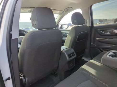 Used 2024 GMC Terrain SLE image 14