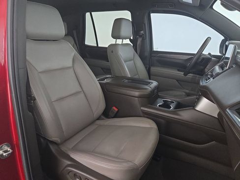 Used 2021 Chevrolet Tahoe Z71 AWD/4WD image 32