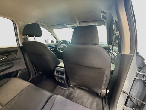 Used 2024 Honda CR-V LX image 27