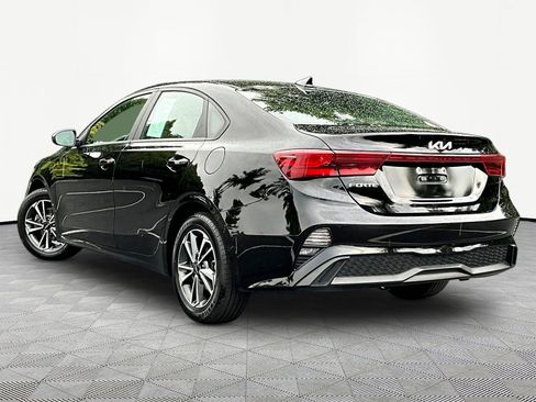 Used 2024 Kia Forte LXS FWD image 4