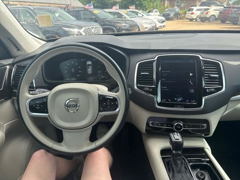 Used 2017 Volvo XC90 T6 Momentum w/ Vision Package AWD/4WD image 41