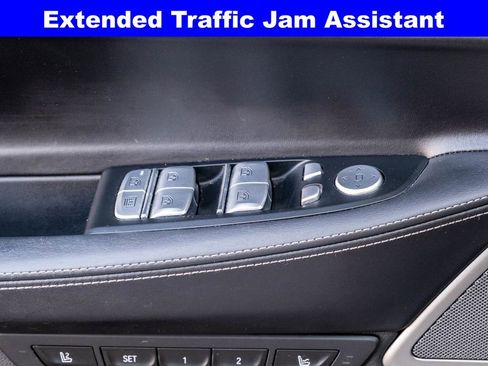 Used 2020 BMW 750i xDrive w/ Executive Package image 14