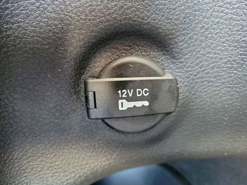 Used 2022 Jeep Compass Limited w/ Elite Group AWD/4WD image 9
