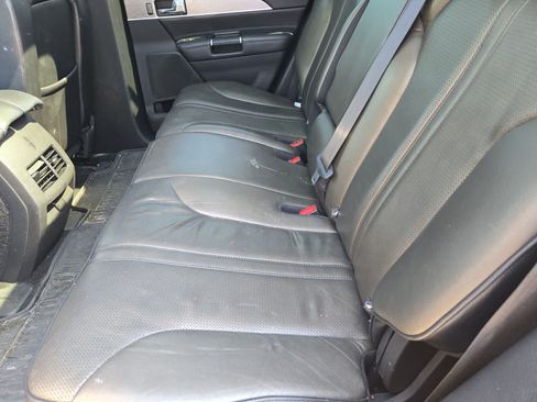 Used 2011 Lincoln MKX AWD w/ 102A Rapid Spec Order Code image 18