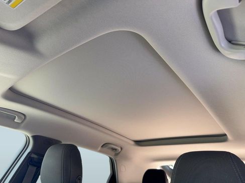 Certified 2024 Chevrolet TrailBlazer LT w/ Convenience Package FWD image 26
