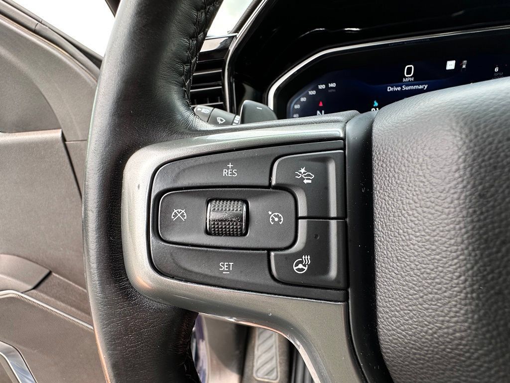 Used 2022 Chevrolet Silverado 1500 RST AWD/4WD image 37