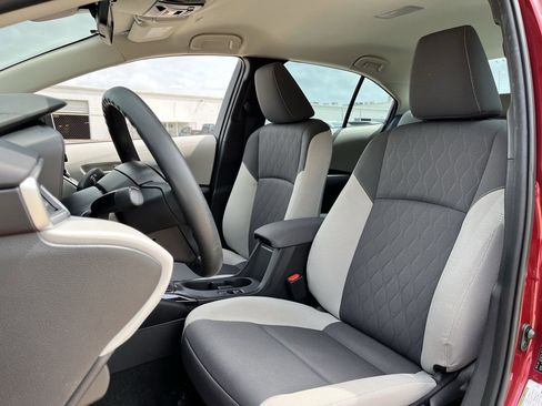 Used 2024 Toyota Corolla LE image 22