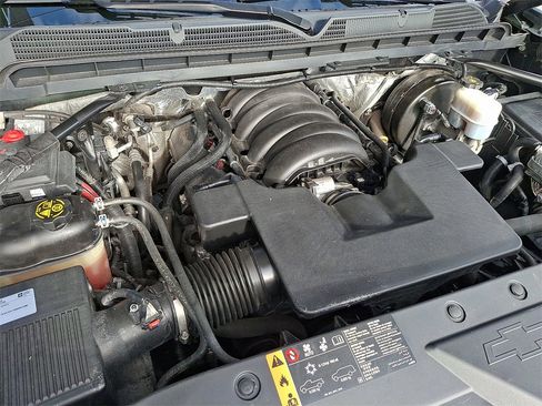 Used 2017 Chevrolet Silverado 1500 LT w/ All Star Edition image 24