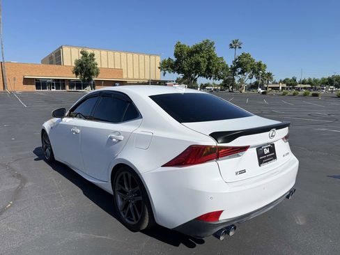 Used 2018 Lexus IS 300 F Sport RWD image 5