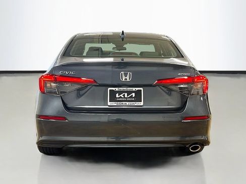Used 2024 Honda Civic Sport image 6