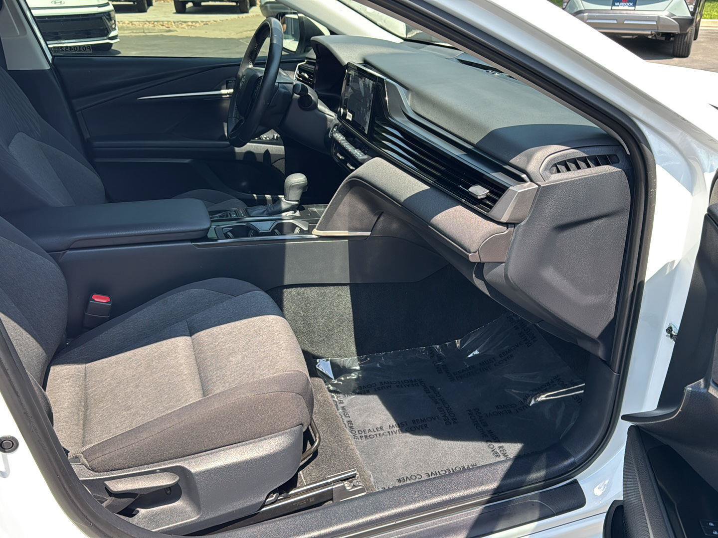 Used 2025 Toyota Camry LE w/ Convenience Package AWD/4WD image 4