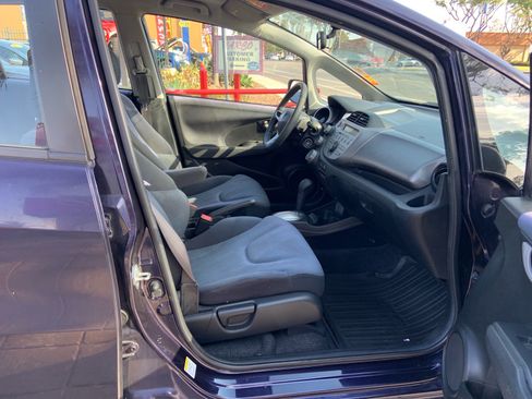 Used 2009 Honda Fit Sport image 4