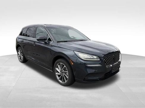 Certified 2022 Lincoln Corsair Grand Touring w/ Towing Package AWD/4WD image 12