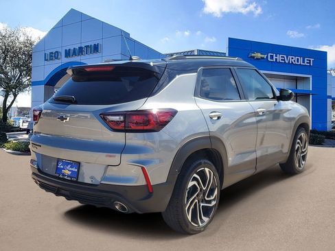 Used 2025 Chevrolet TrailBlazer RS w/ Convenience Package FWD image 4