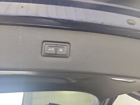 Used 2024 Audi SQ7 Prestige AWD/4WD image 13