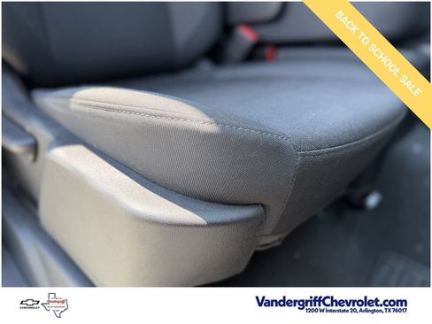 Certified 2025 Chevrolet Silverado 1500 Custom RWD image 25