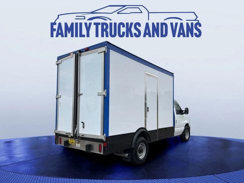 Used 2024 Ford E-350 and Econoline 350 Super Duty w/ Power Windows & Locks Group RWD image 6