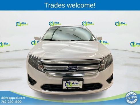 Used 2010 Ford Fusion SEL image 2