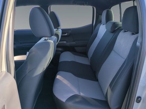 Used 2023 Toyota Tacoma image 13