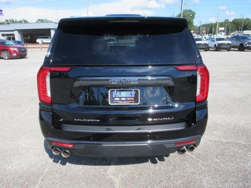 Used 2023 GMC Yukon XL Denali Ultimate AWD/4WD image 6