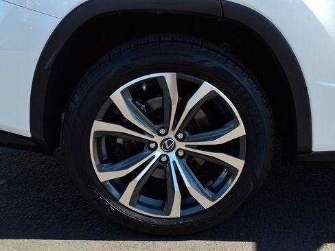 Used 2019 Lexus RX 350L FWD image 4