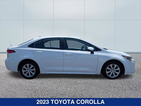 Used 2023 Toyota Corolla LE FWD image 6