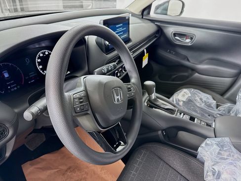 Used 2026 Honda HR-V LX image 8
