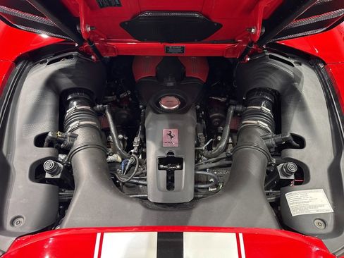 Used 2018 Ferrari 488 Spider image 41