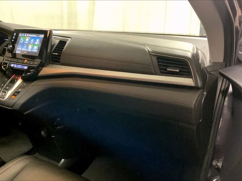 Used 2021 Honda Odyssey EX-L image 18
