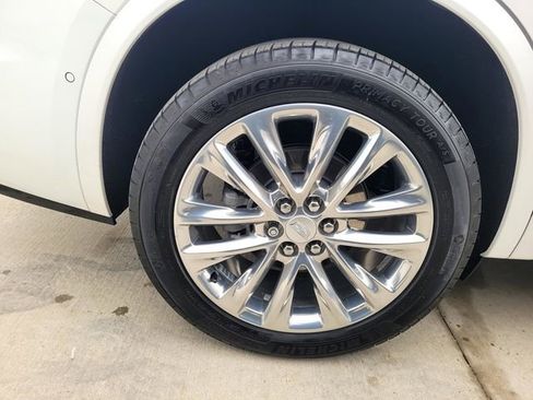 Used 2024 Cadillac XT6 Premium Luxury w/ Platinum Package AWD/4WD image 14
