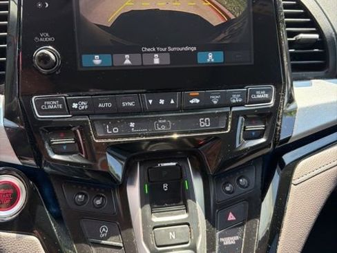 Used 2019 Honda Odyssey Elite image 6