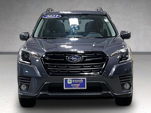 Used 2023 Subaru Forester Premium AWD/4WD image 2