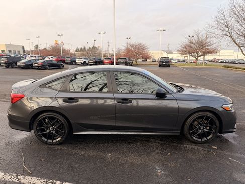 Certified 2022 Honda Civic Sport image 2