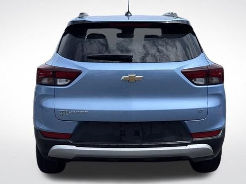 Used 2025 Chevrolet TrailBlazer LT AWD/4WD image 7