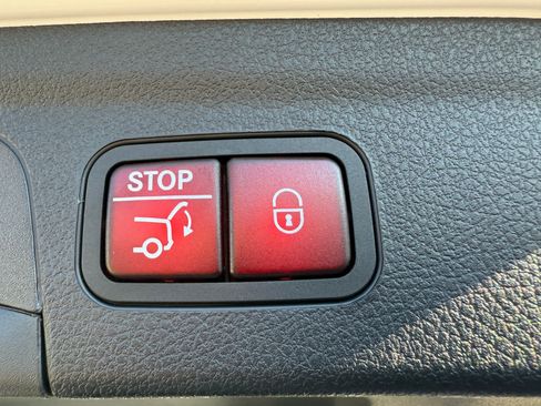 Certified 2024 Mercedes-Benz GLE 350 4MATIC image 37