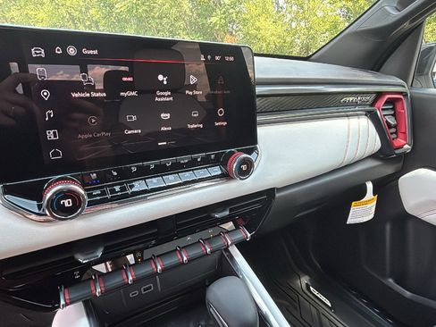 New 2025 GMC Canyon AT4 w/ AT4X Package image 22