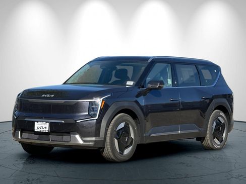 New 2026 Kia EV9 Wind image 8