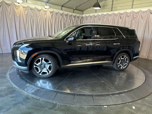 Used 2024 Hyundai Palisade Limited AWD/4WD image 8
