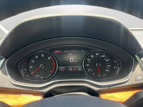 Used 2023 Audi Q5 2.0T Premium w/ Convenience Package AWD/4WD image 10